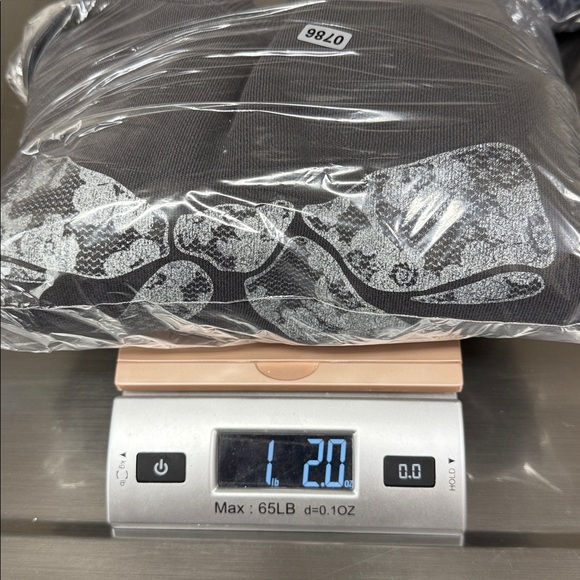 Aerie Big Chill Bow Graphic Crew Sweatshirt - Picture 7 of 7